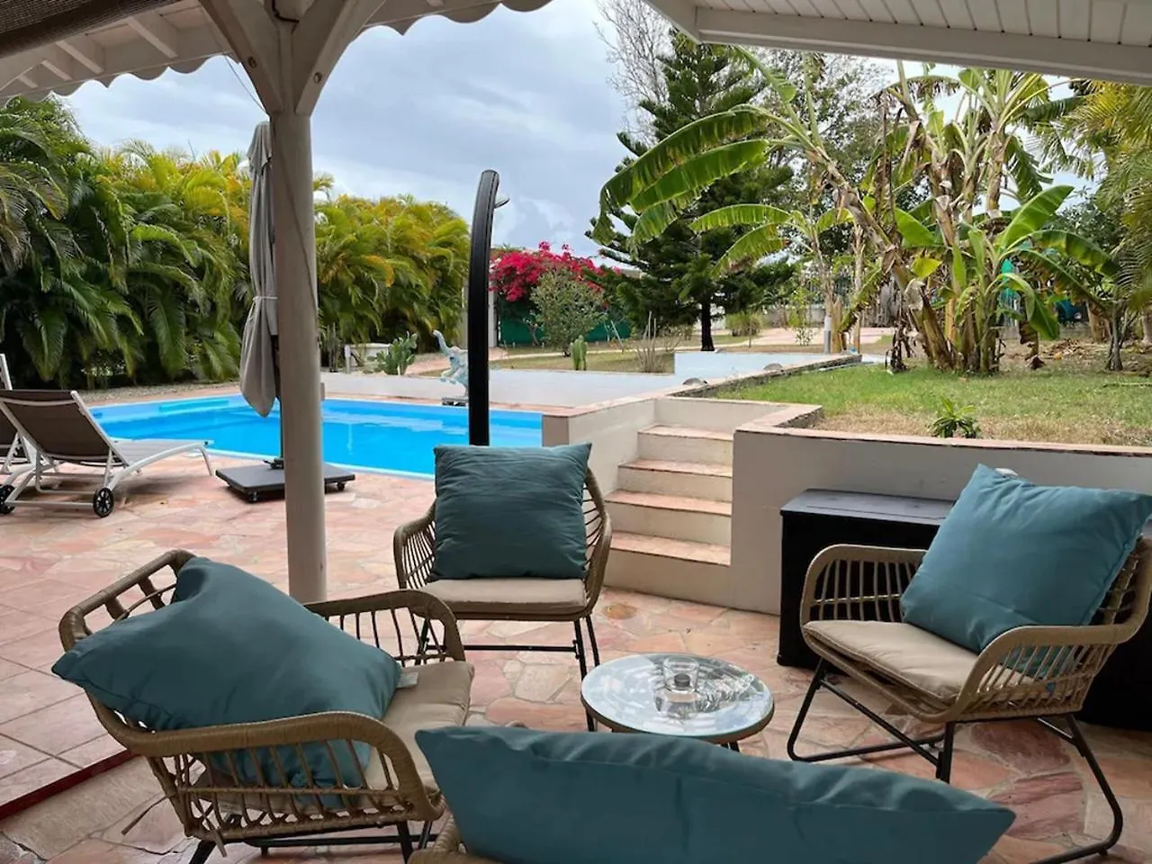 Villa Leocadie Avec Piscine Privee Saint-Francois