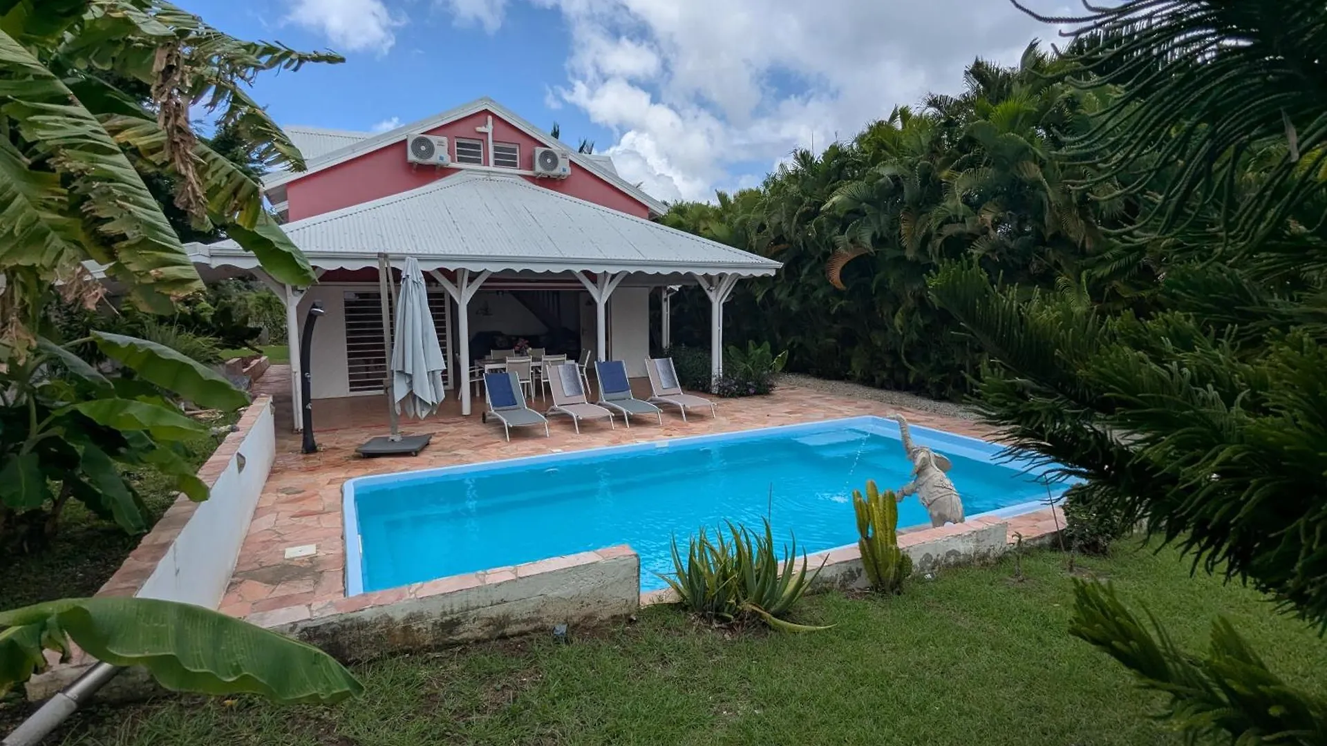 Villa Leocadie Avec Piscine Privee Saint-Francois